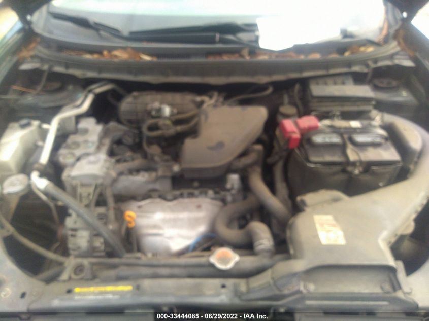 2015 NISSAN ROGUE SELECT S JN8AS5MTXFW654451