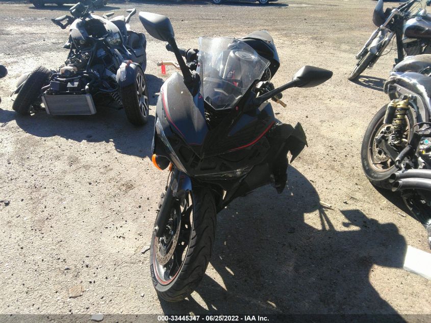 2018 YAMAHA YZFR3 A MH3RH15Y5JK003861