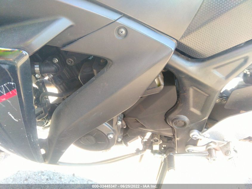 2018 YAMAHA YZFR3 A MH3RH15Y5JK003861