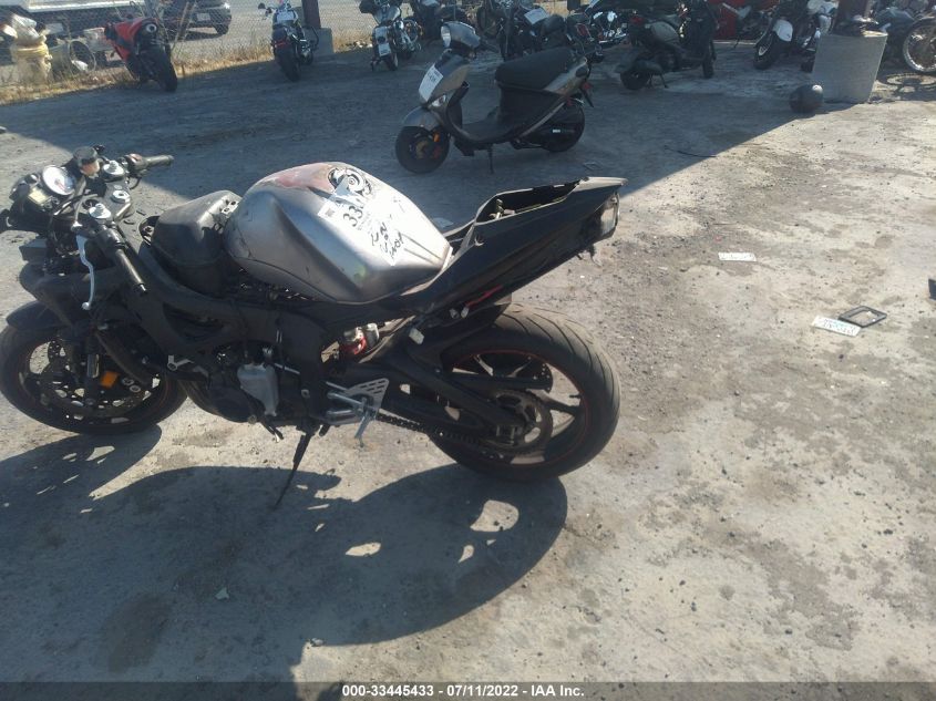 2005 YAMAHA YZFR6 L JYARJ06E15A027597