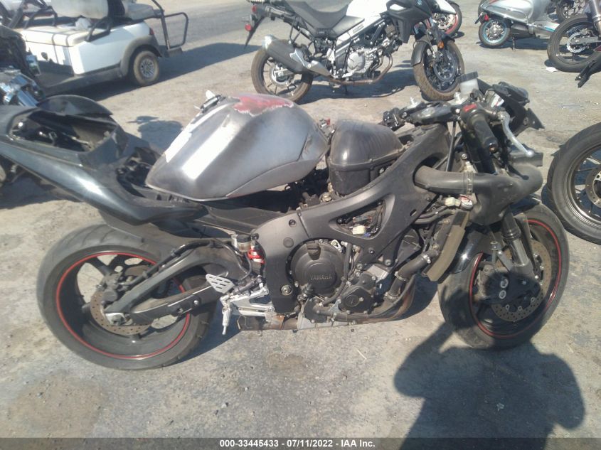 2005 YAMAHA YZFR6 L JYARJ06E15A027597