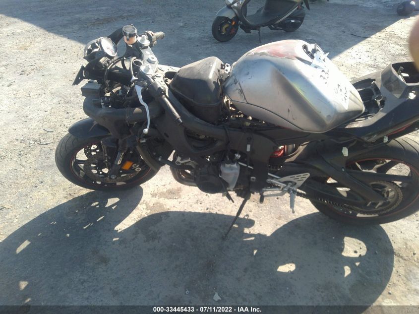2005 YAMAHA YZFR6 L JYARJ06E15A027597