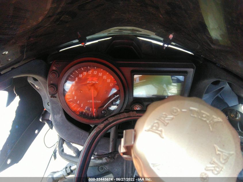 2004 SUZUKI GSX-R600 K JS1GN7CA142103302