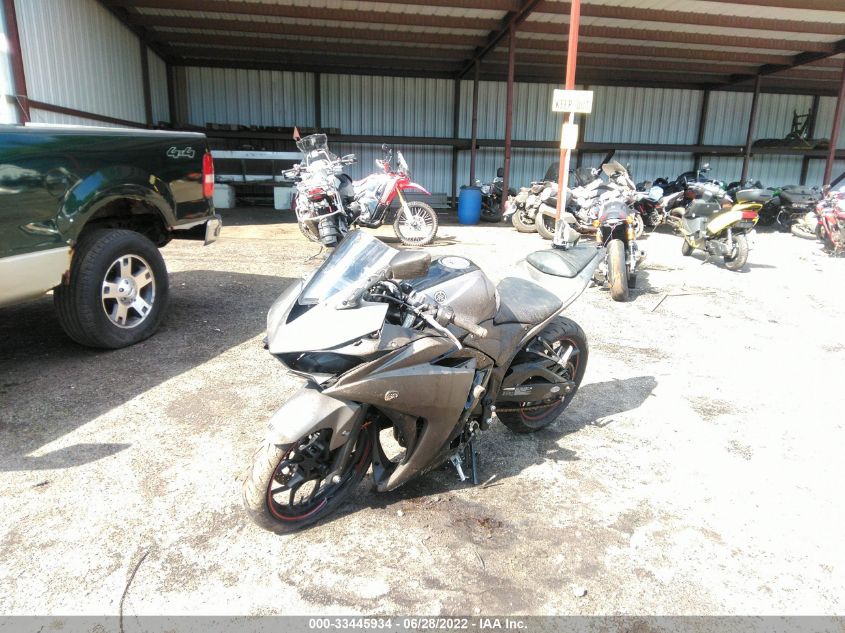 2016 YAMAHA YZFR3 MH3RH06YXGK014212