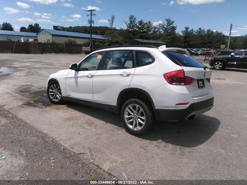 2015 BMW X1 XDRIVE28I WBAVL1C54FVY25901