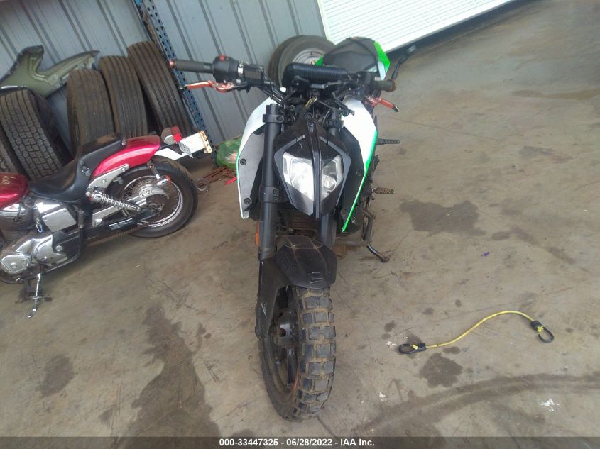 2017 KTM 390 DUKE MD2JPJ404HC241788