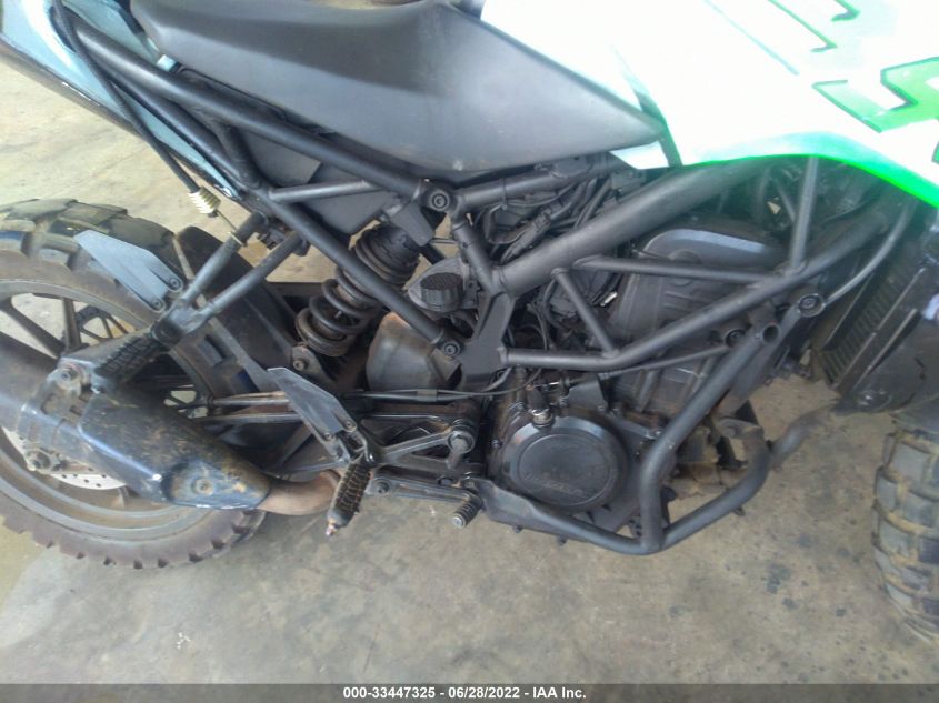 2017 KTM 390 DUKE MD2JPJ404HC241788