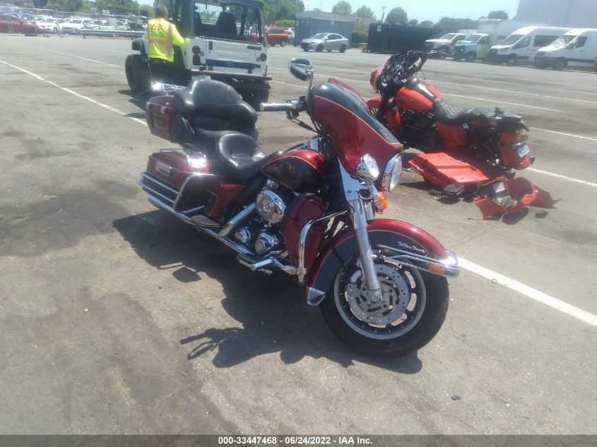 2007 HARLEY-DAVIDSON FLHTCUI 1HD1FC4137Y678517