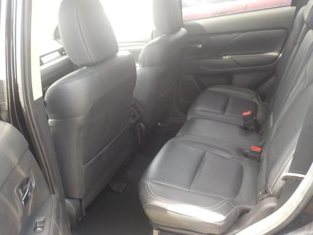 2020 MITSUBISHI OUTLANDER SE/SEL/LE JA4AD3A31LZ025910