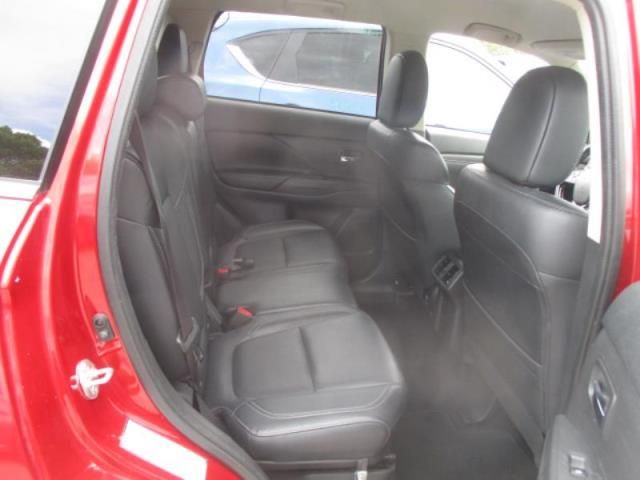2020 MITSUBISHI OUTLANDER SE/SEL/LE JA4AD3A37LZ031002