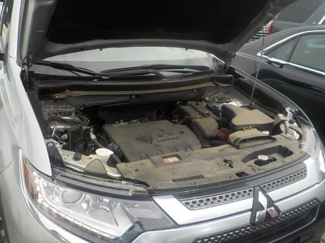 2020 MITSUBISHI OUTLANDER SE/SEL/LE JA4AD3A33LJ000442