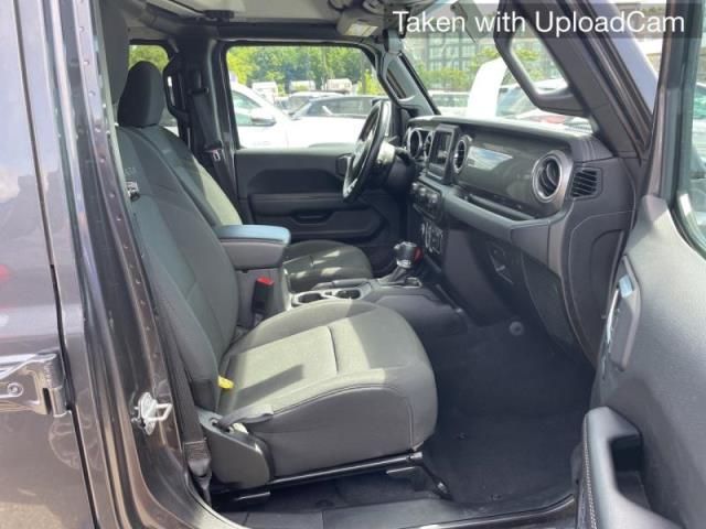 2020 JEEP WRANGLER UNLIMITED SAHARA 1C4HJXEN0LW220351
