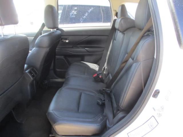 2020 MITSUBISHI OUTLANDER SE/SEL/LE JA4AZ3A37LZ020521