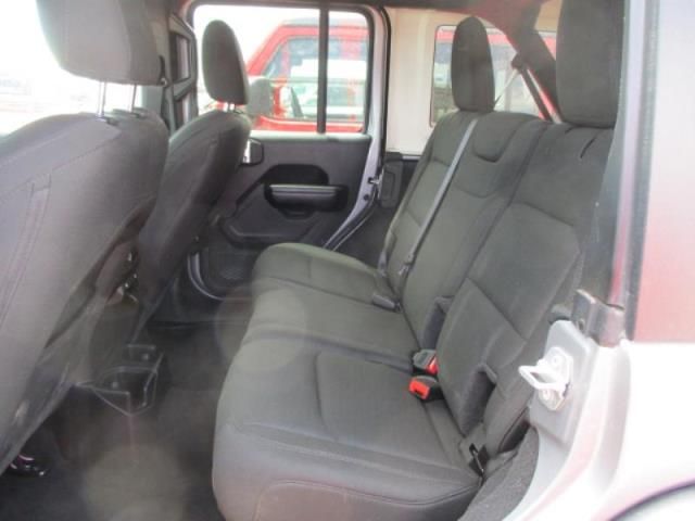 2020 JEEP WRANGLER UNLIMITED SPORT 1C4HJXDN4LW195746