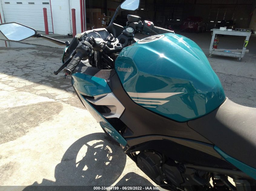 2021 KAWASAKI EX400 JKAEXKG18MDAA1979