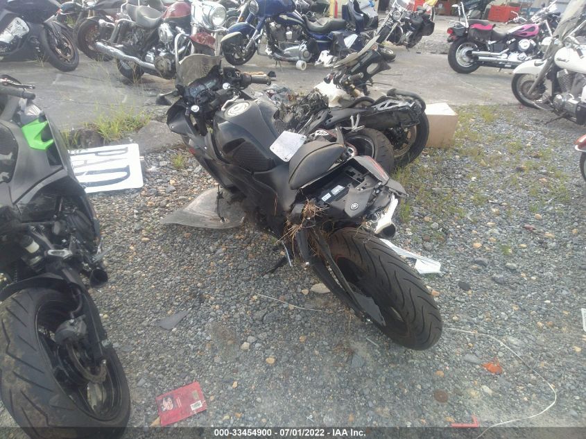 2015 YAMAHA YZFR3 MH3RH06Y6FK009121