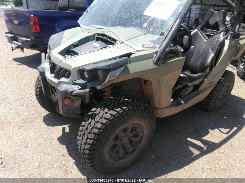 2019 CAN-AM COMMANDER DPS 1000R 3JBKGAX28KJ000026