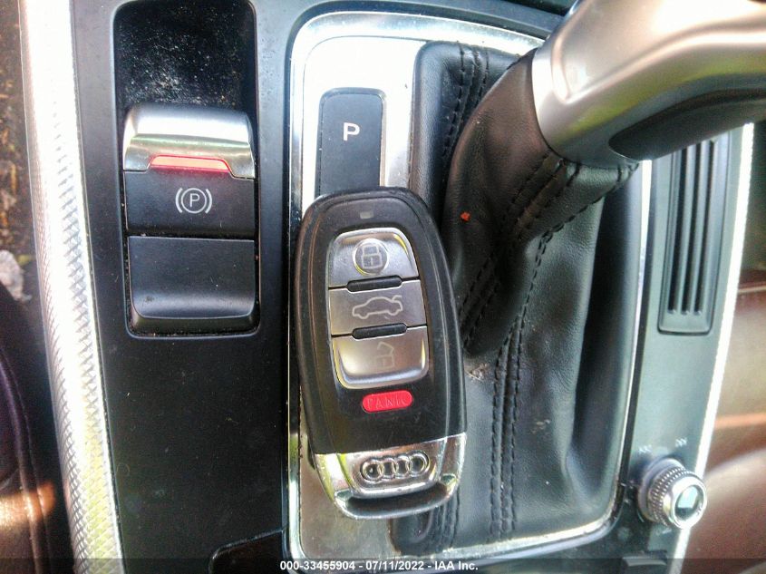 2015 AUDI A4 PREMIUM WAUBFAFL7FN033343