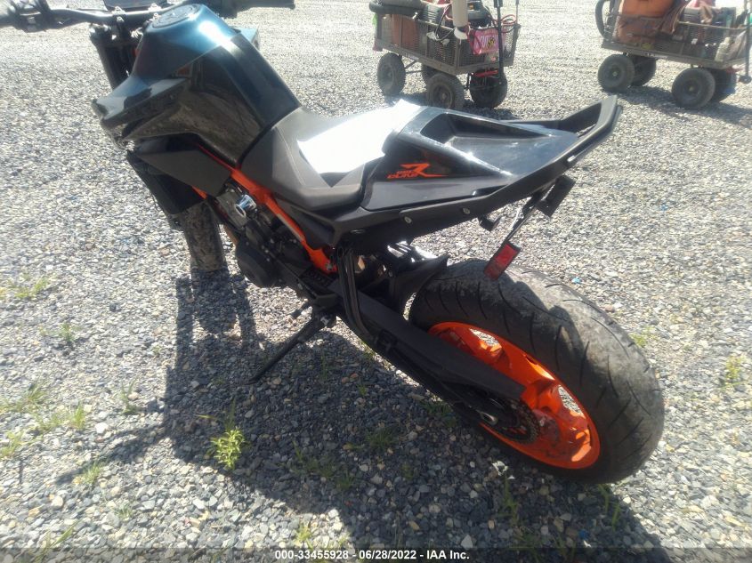 2022 KTM 890 DUKE R VBKTU940XNM830161