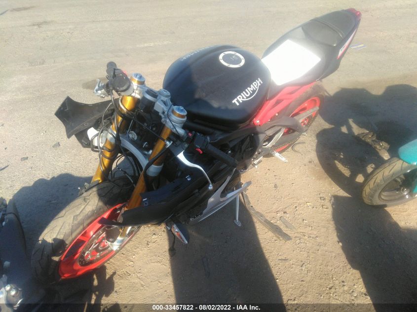 2016 TRIUMPH MOTORCYCLE DAYTONA 675R ABS SMTA02YK2GJ737888