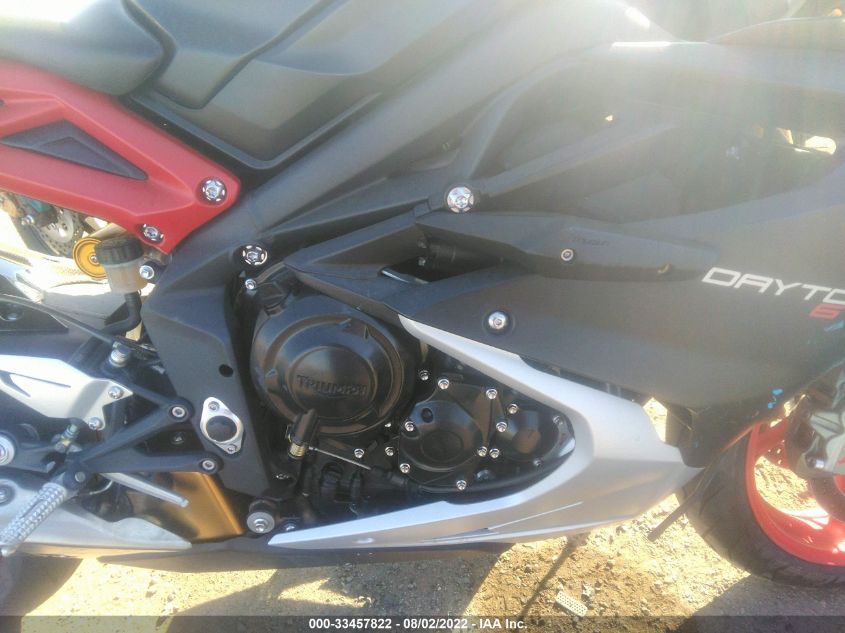 2016 TRIUMPH MOTORCYCLE DAYTONA 675R ABS SMTA02YK2GJ737888