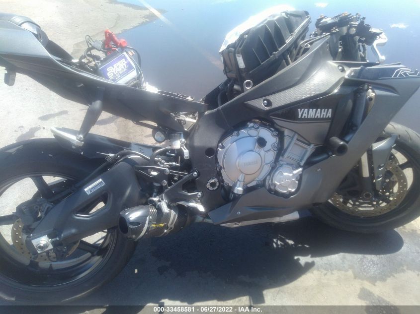 2016 YAMAHA YZFR1S JYARN42Y1GA000379