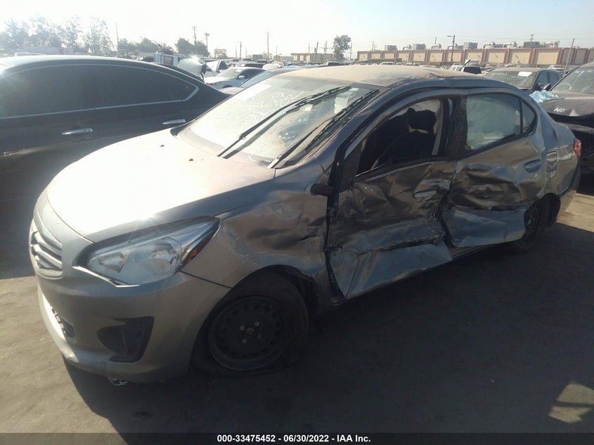 VIN ML32F3FJ1JHF01979 2018 MITSUBISHI MIRAGE G4 ES