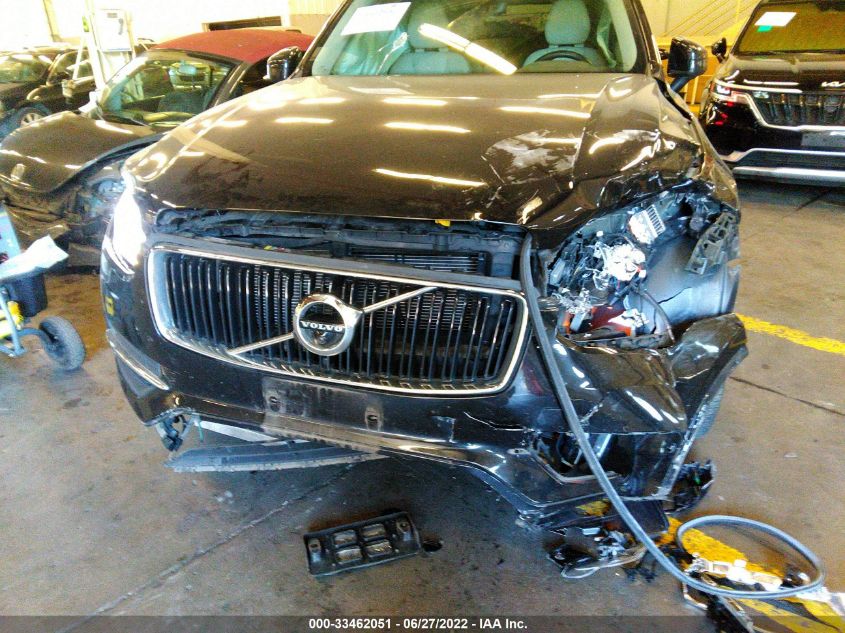 2017 VOLVO XC90 MOMENTUM YV4A22PKXH1108761