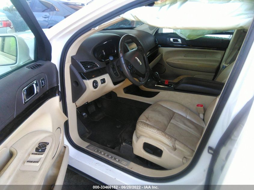 2013 LINCOLN MKT ECOBOOST 2LMHJ5AT7DBL55371