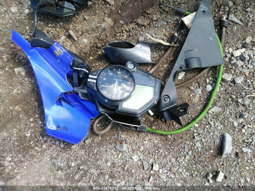 2019 YAMAHA YZFR6 JYARJ28E3KA004908