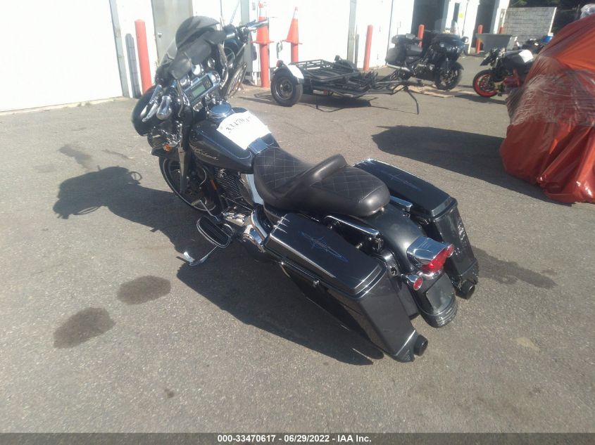 2007 HARLEY-DAVIDSON FLHX 1HD1KB4187Y634292
