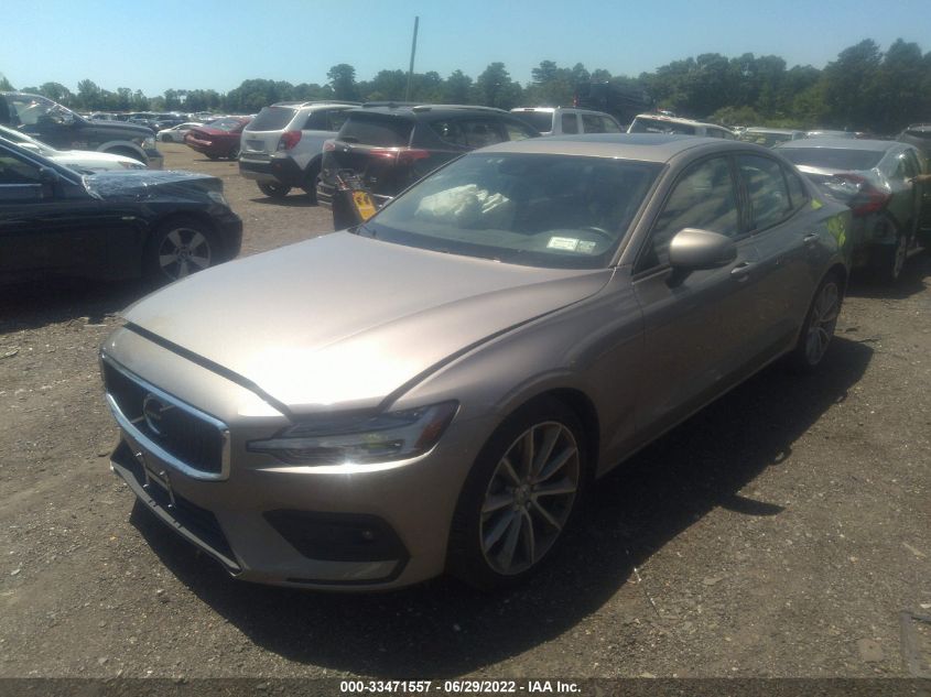 2021 VOLVO S60 MOMENTUM 7JRA22TK7MG092567