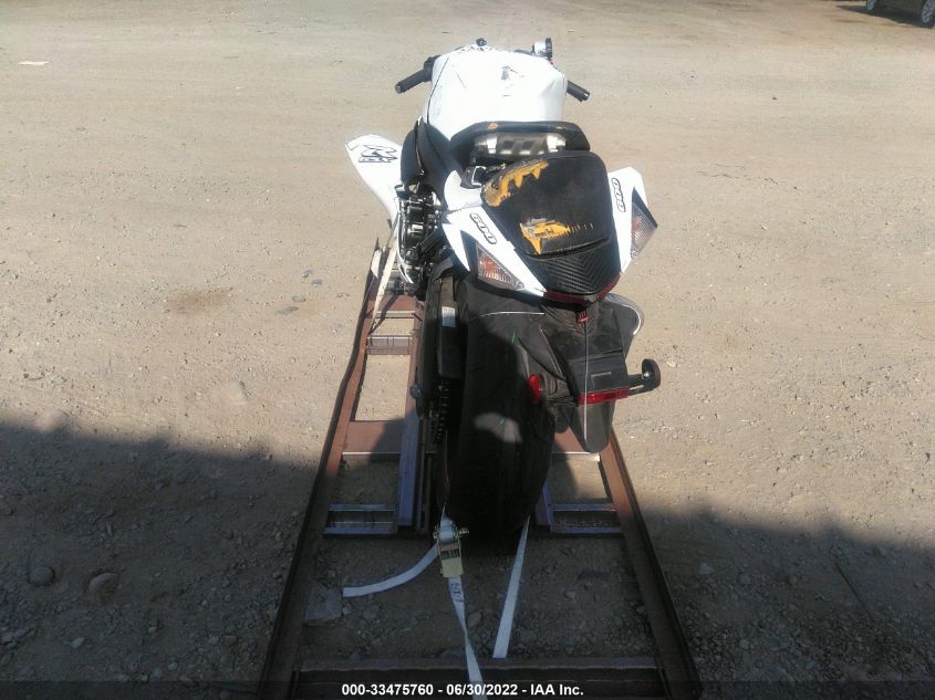 2021 SUZUKI GSX-R600 JS1GN7FA0M7100325