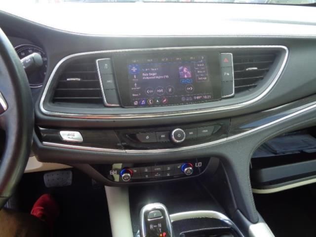2021 BUICK ENCLAVE ESSENCE 5GAEVAKW9MJ155775