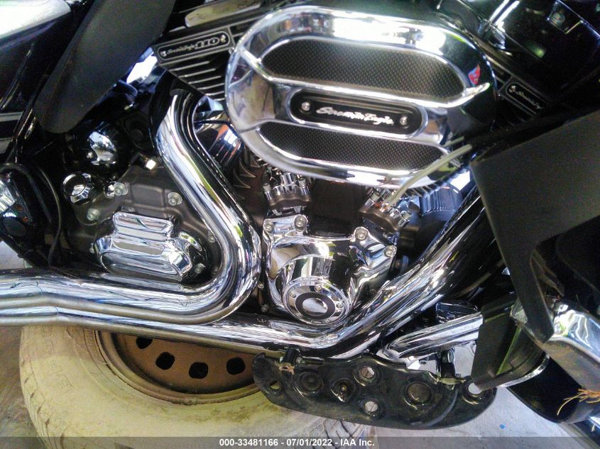 2015 HARLEY-DAVIDSON FLHXSE CVO STREET GLIDE 1HD1PXN17FB954167