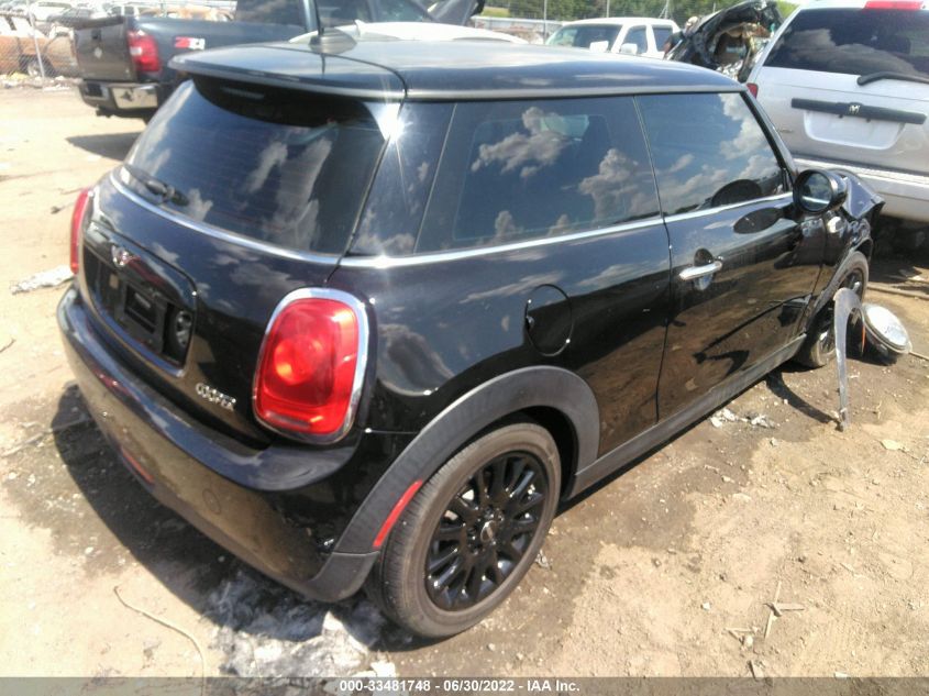 2017 MINI HARDTOP 2 DOOR COOPER WMWXP5C3XH2G61144