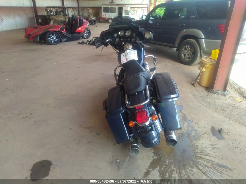 2008 HARLEY-DAVIDSON FLHX 1HD1KB41X8Y692132