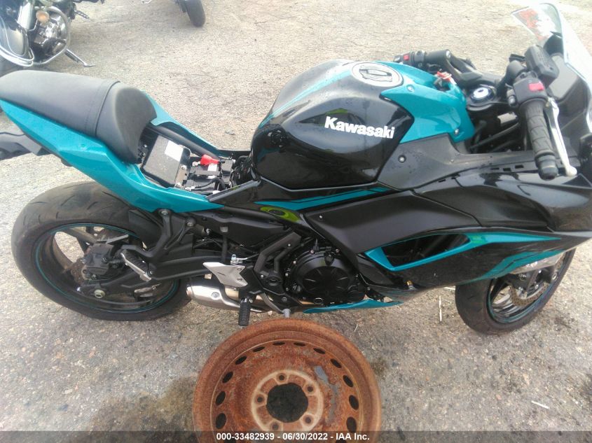 2021 KAWASAKI EX650 M ML5EXEM10MDA45663