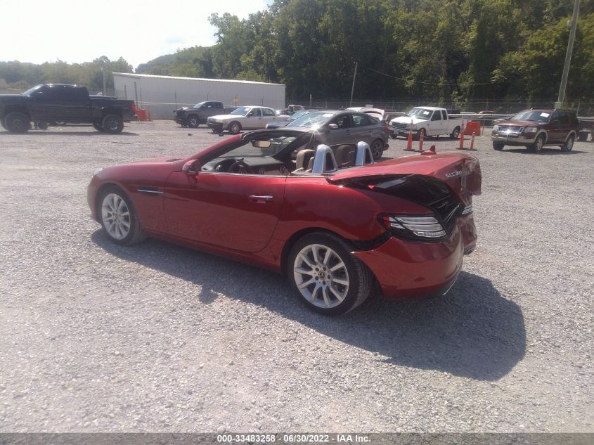2018 MERCEDES-BENZ SLC SLC 300 WDDPK3JA1JF151130