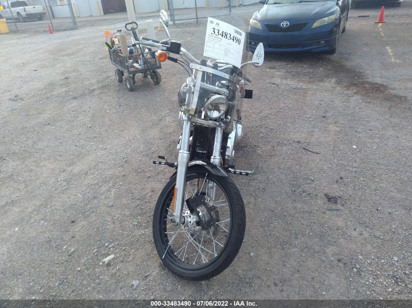 2011 HARLEY-DAVIDSON FXDWG 1HD1GP415BC320944