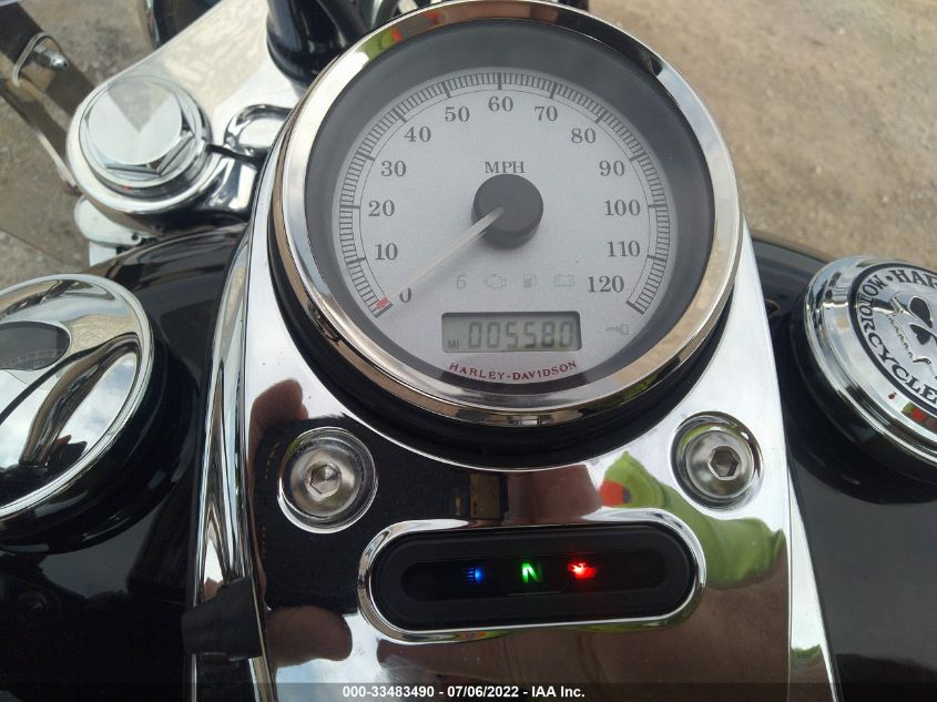 2011 HARLEY-DAVIDSON FXDWG 1HD1GP415BC320944