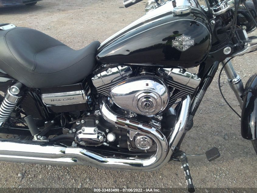 2011 HARLEY-DAVIDSON FXDWG 1HD1GP415BC320944
