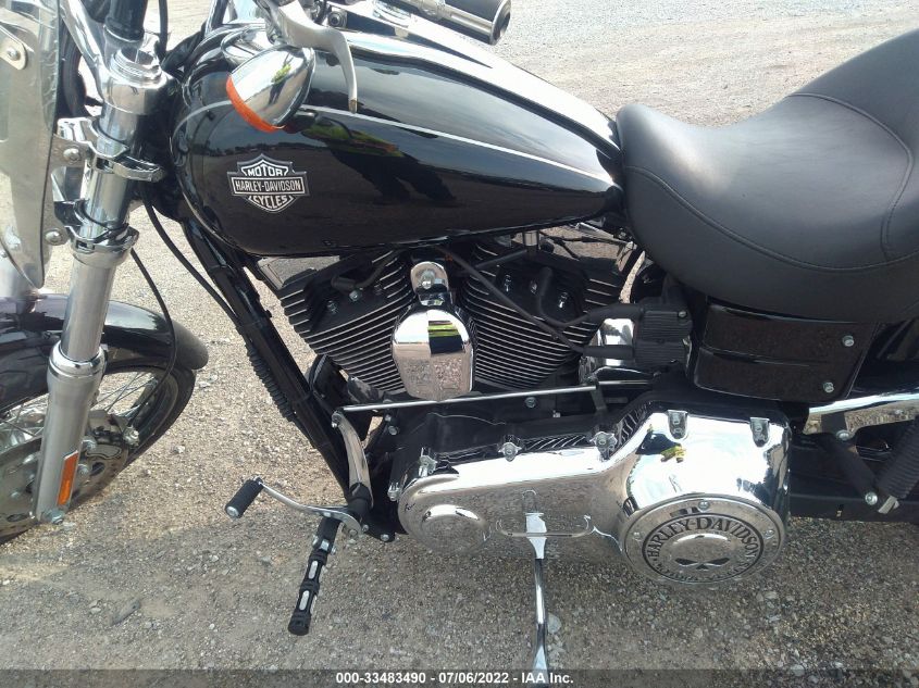 2011 HARLEY-DAVIDSON FXDWG 1HD1GP415BC320944