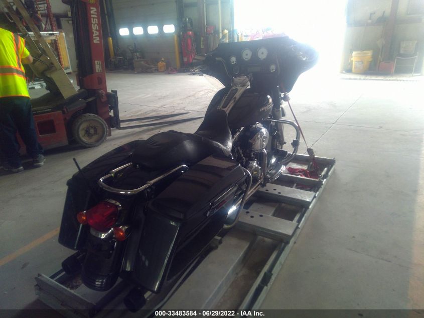 2008 HARLEY-DAVIDSON FLHX 1HD1KB4178Y691844