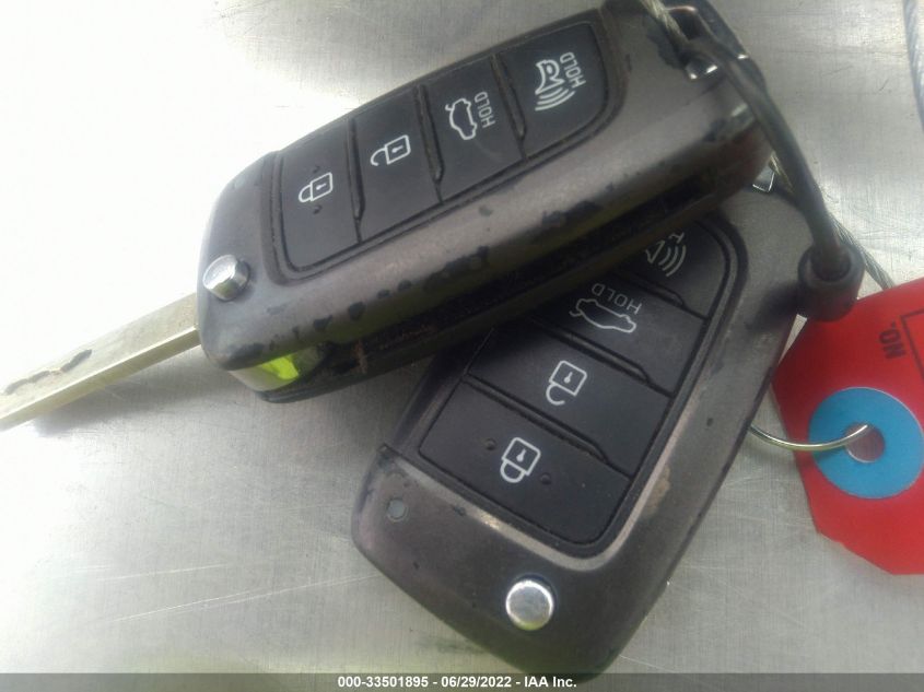 2020 HYUNDAI KONA SE KM8K12AA1LU480020