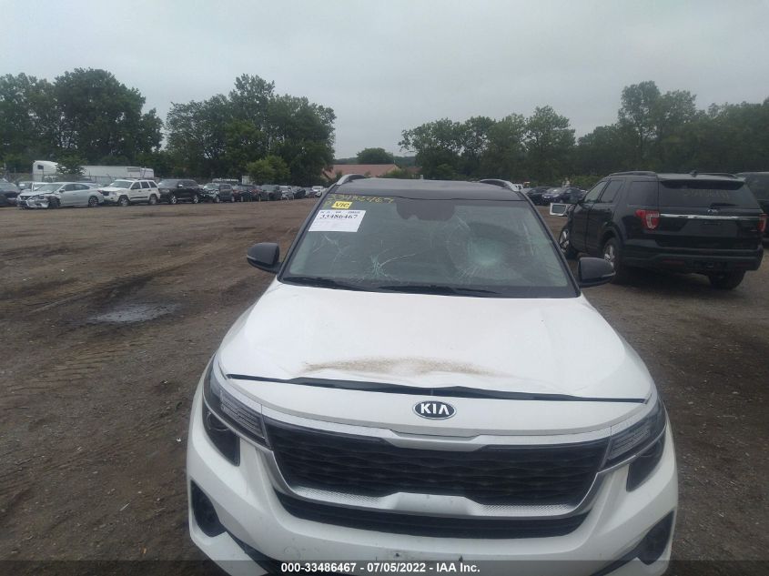 2021 KIA SELTOS S KNDEUCAA7M7223281