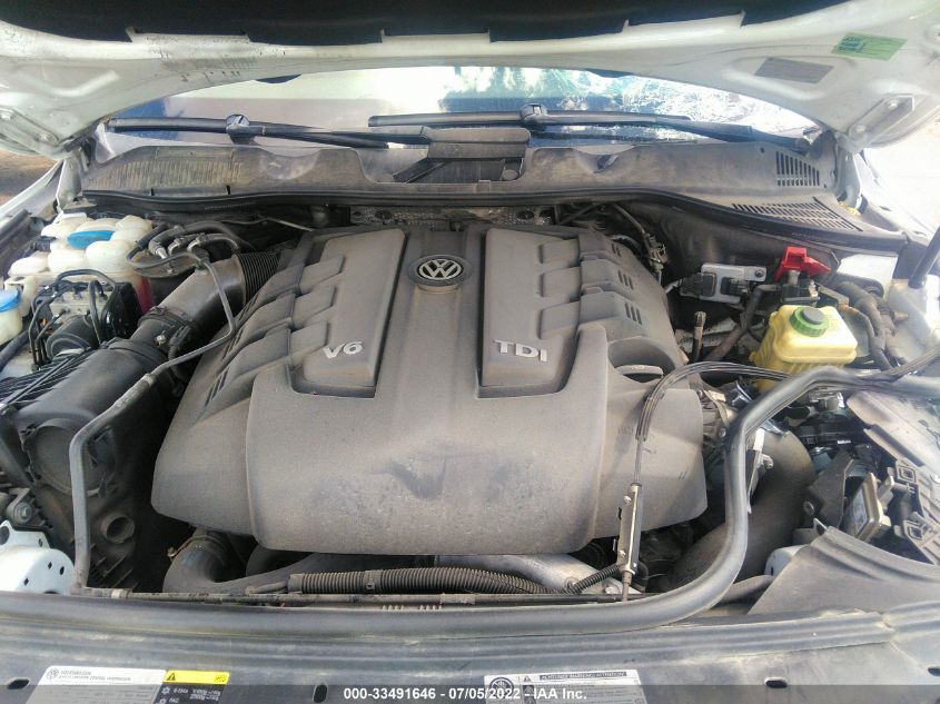 2013 VOLKSWAGEN TOUAREG EXEC WVGEP9BP7DD011104