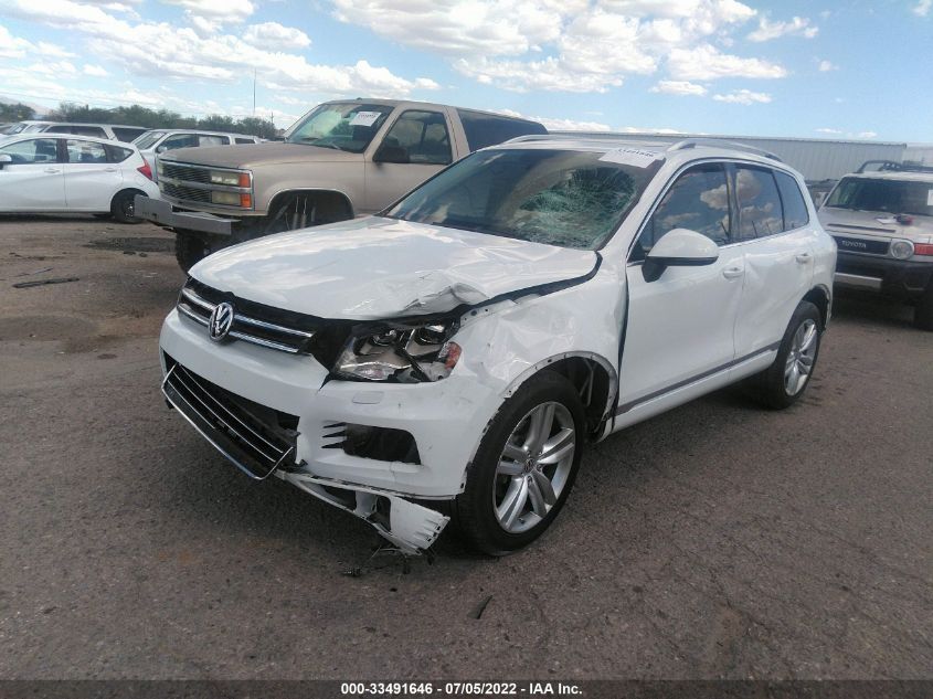2013 VOLKSWAGEN TOUAREG EXEC WVGEP9BP7DD011104