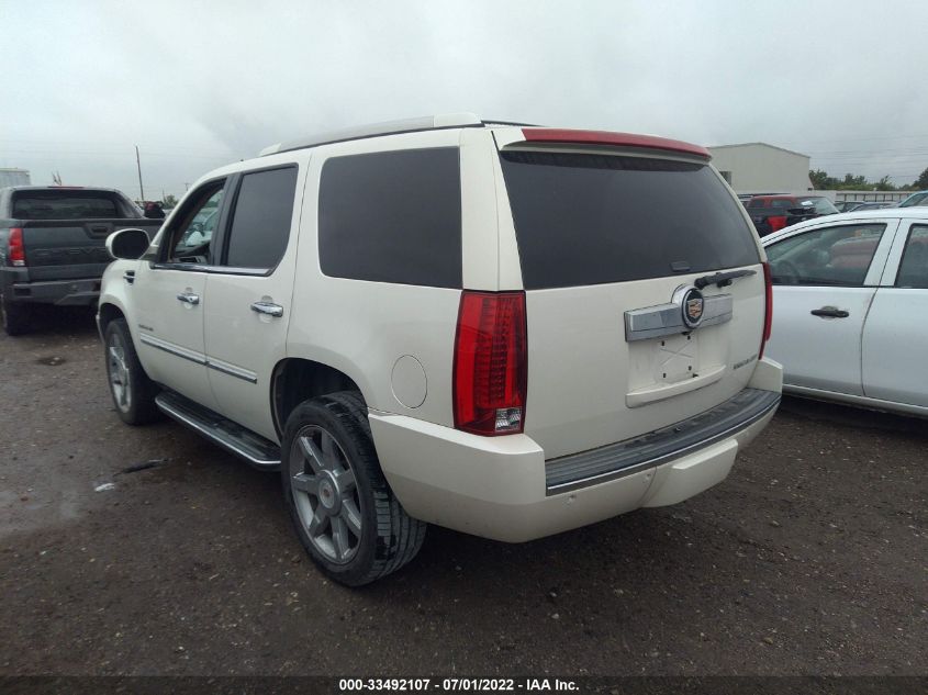 2014 CADILLAC ESCALADE LUXURY 1GYS3BEF4ER225981