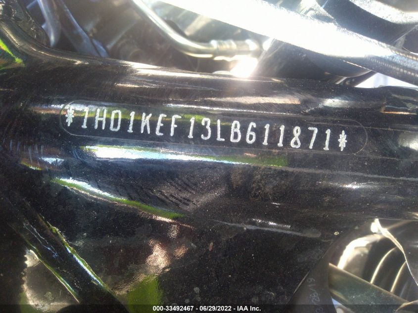 2020 HARLEY-DAVIDSON FLHTK 1HD1KEF13LB611871